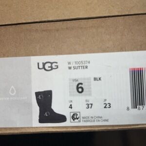 Brand new ugg kensington sutter black boots size 6 womens